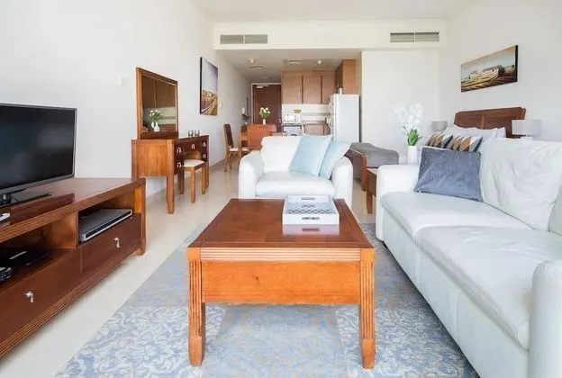 Spacious and Comfy Studio in Heart of Jlt! - İç Mekan