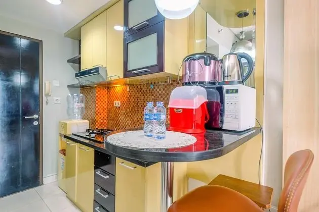 Spacious And Comfy Studio At Tamansari Sudirman Apartment - Mutfak