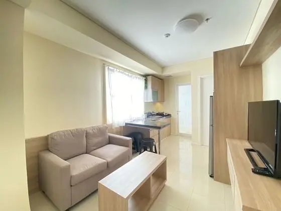 Spacious Corner 2Br Apartment At Parahyangan Residence - İç Mekan