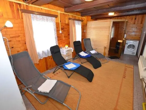 Spacious Cottage for Groups With Billiards and Sauna With 8 Bedrooms - Spa