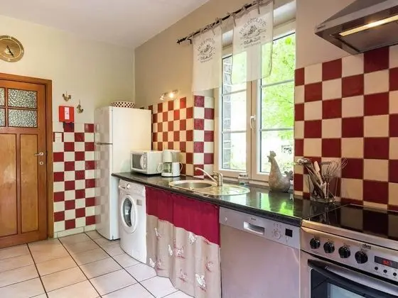 Spacious Cottage With Private Garden in Ardennes - Mutfak