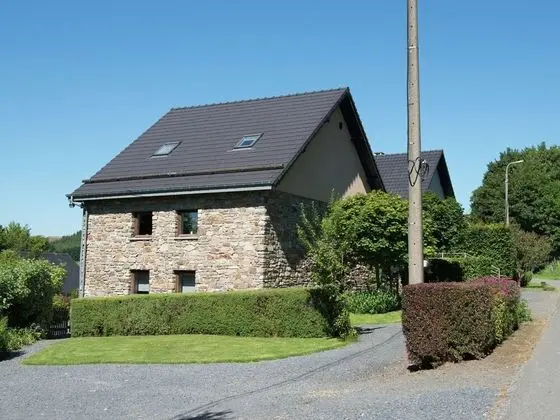 Spacious Cottage With Sauna in Libômont
