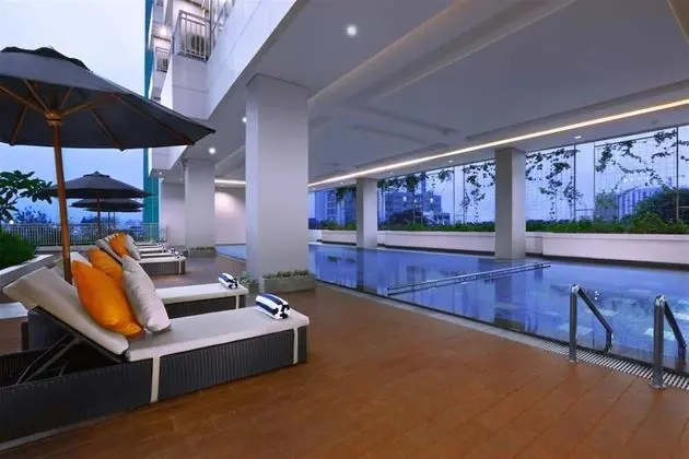 Spacious Fully Furnished Studio Apartment H Residence near MT Haryono - Havuz