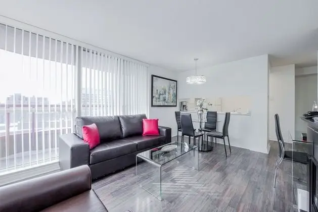 Spacious Furnished Apartment - Sleeps 4 With Walkout Balcony, Parking Available