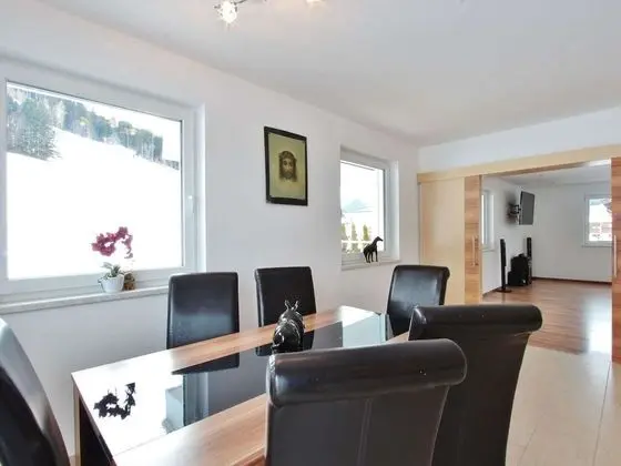 Spacious Villa With Garden in Hinterthiersee - Yerinde Yemek