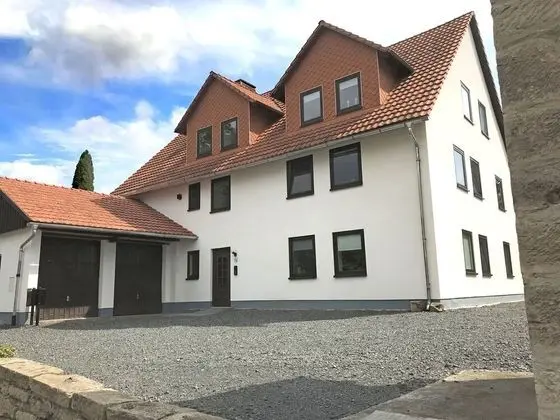 Spacious Group Home with Garden near Edersee & Kellerwald National Park - Dış Mekan