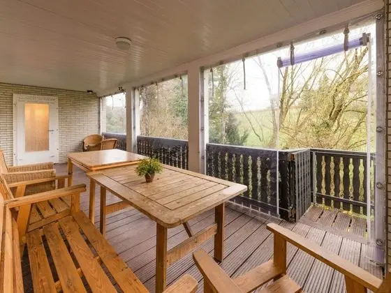 Spacious Group Home near Winterberg & Willingen with Private Garden