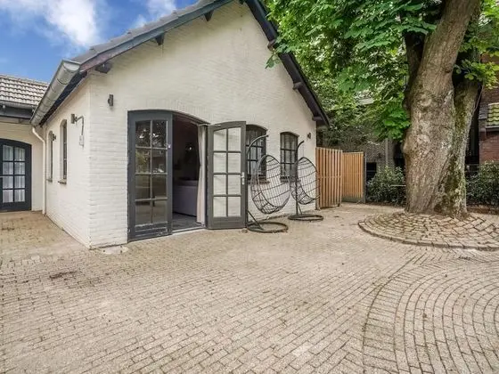 Spacious Holiday Home the Centre of Grubbenvorst