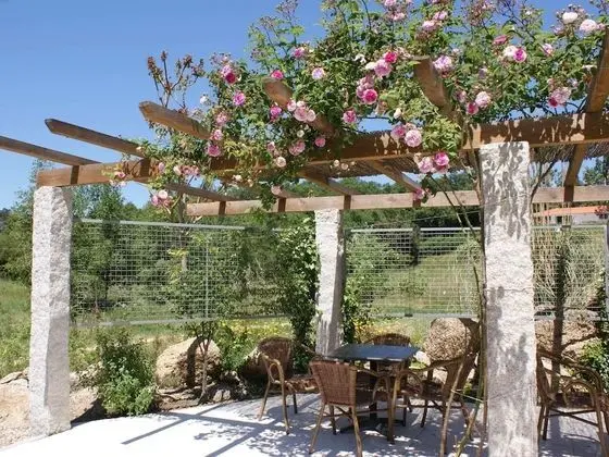 Spacious Holiday Home in Covas