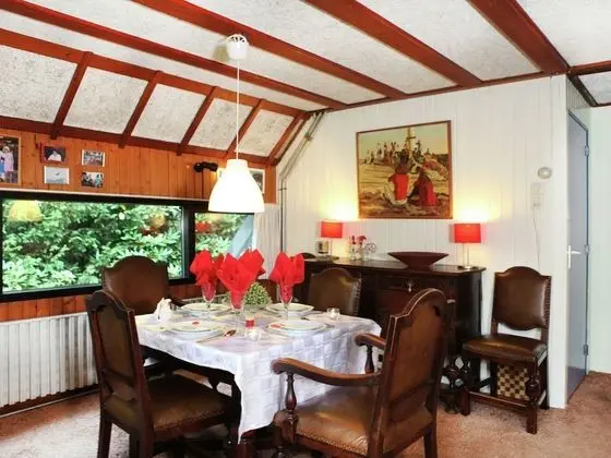 Spacious Holiday Home in Eersel With Open Fire - Yerinde Yemek