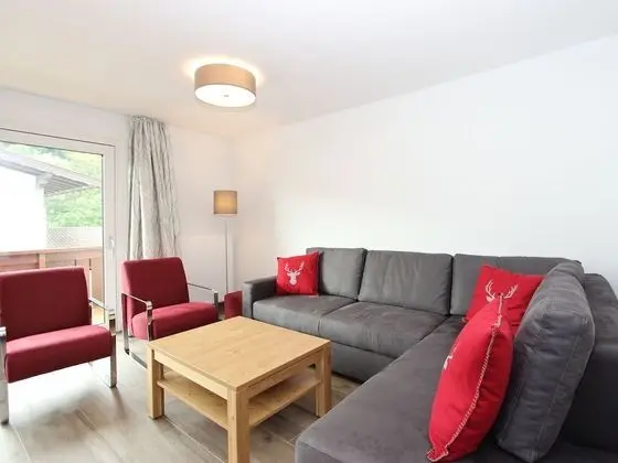 Spacious Holiday Home in Fieberbrunn With Sauna - Oda Düzeni