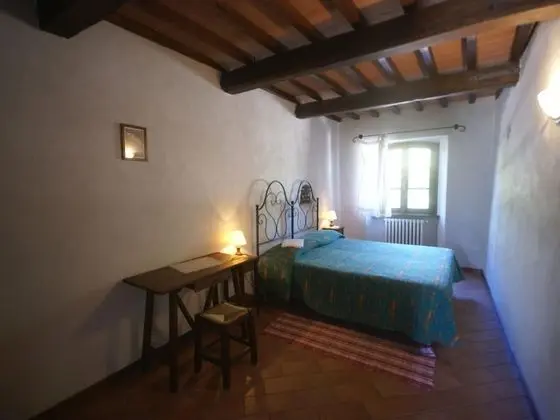 Spacious Holiday Home in Montone With Swimming Pool