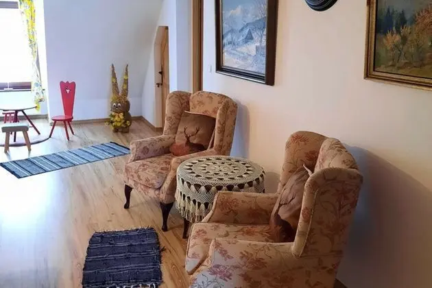 Spacious Holiday Home in Piechowice With Garden - Oda Düzeni