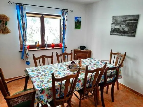 Spacious Holiday Home in Piechowice With Garden - Yerinde Yemek