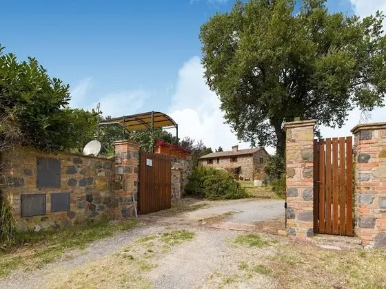 Spacious Holiday Home in Radicofani With Pool