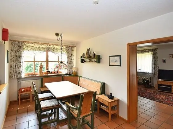 Spacious Holiday Home in Rinchnach With Garden - Yerinde Yemek