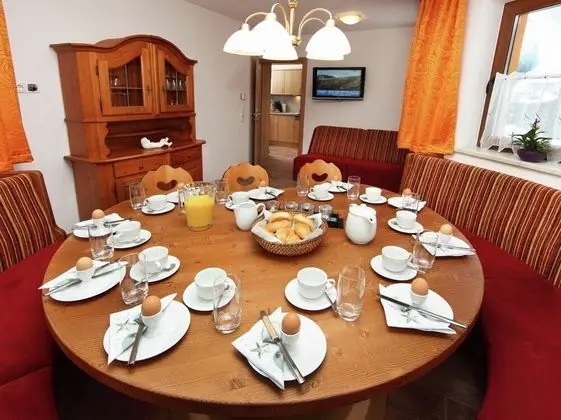 Spacious Holiday Home in Saalbach-Hinterglemm near Ski Area - Oda Düzeni