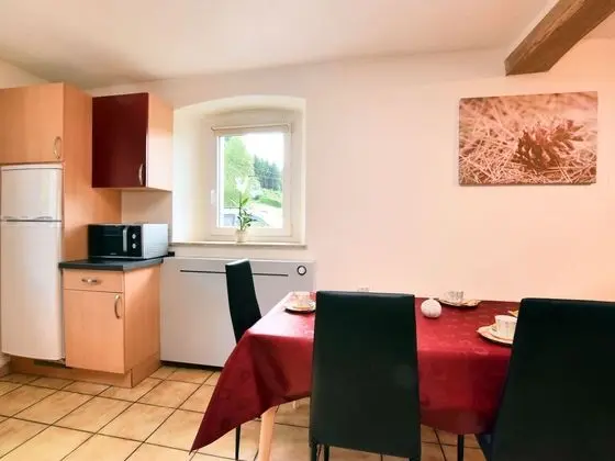 Spacious Holiday Home in Saint Vith With Terrace - Yerinde Yemek