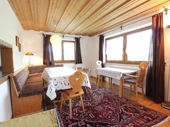 Spacious Holiday Home in Sankt Johann near Ski Area - Yerinde Yemek