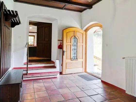 Spacious Holiday Home With Sauna in Eberstein - Lobi