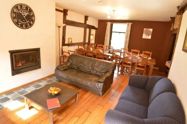Spacious Holiday Home in Teuven With Garden - Yerinde Yemek