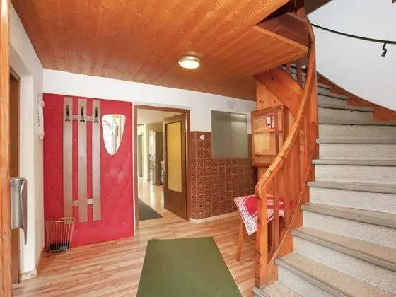 Spacious Holiday Home in Wenns near Ski Area - Lobi