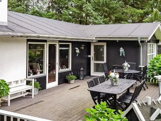 Spacious Holiday Homein Hals With Sauna