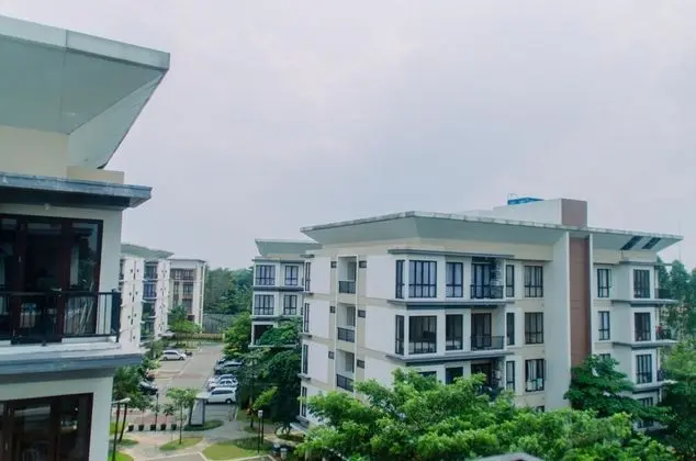 Spacious And Homey 2Br At Asatti Apartment