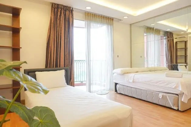 Spacious And Homey 2Br At Nuasa Hijau Pondok Indah Apartment - Oda
