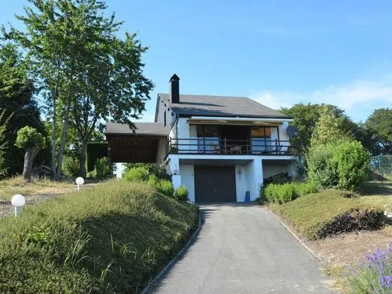 Spacious House With Beautiful Terrace and View, on the Heights of the Meuse - Öne Çıkan Resim