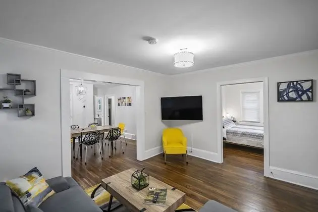Spacious House in Charlotte - İç Mekan