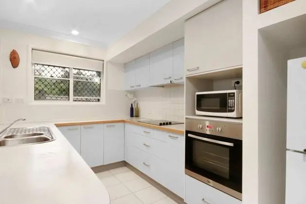 Spacious Inner South Townhouse Apartment Near to the CBD - Mutfak