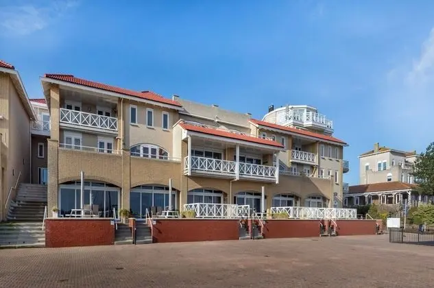 Spacious Luxury Apartment With Beautiful Views of the Harbor and the North Sea - Dış Mekan