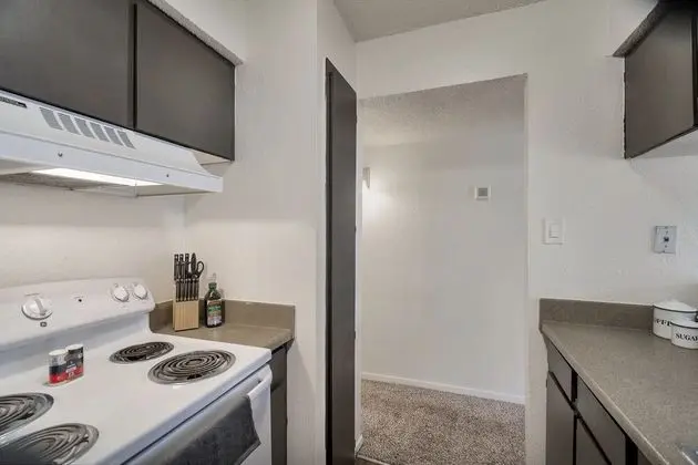 Spacious Midland Getaway - İç Mekan