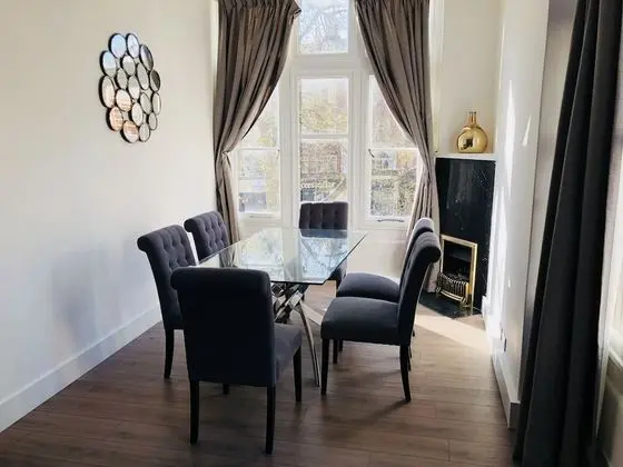 Spacious & Modern 2 Bed Apartment at Knightsbridge London - Yerinde Yemek
