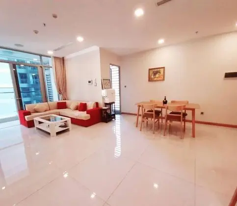 Spacious Modern 4-bed 140sqm Vinhomes Apartment