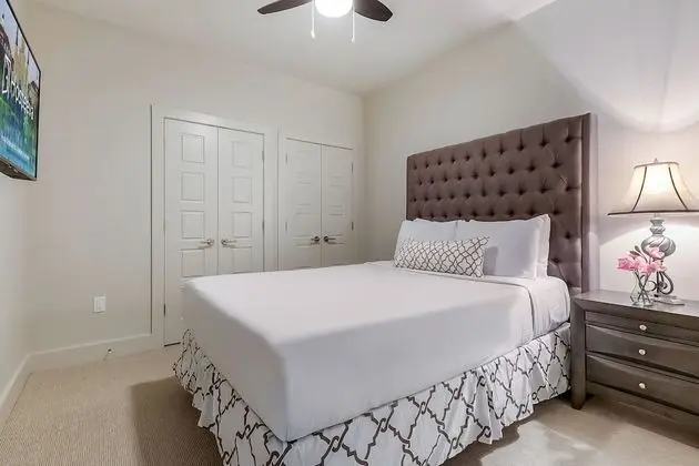 Spacious Modern Condo near French Quarter - Oda