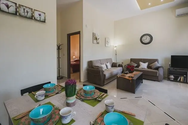 Spacious & New fully equipped Home with Parking - Öne Çıkan Resim