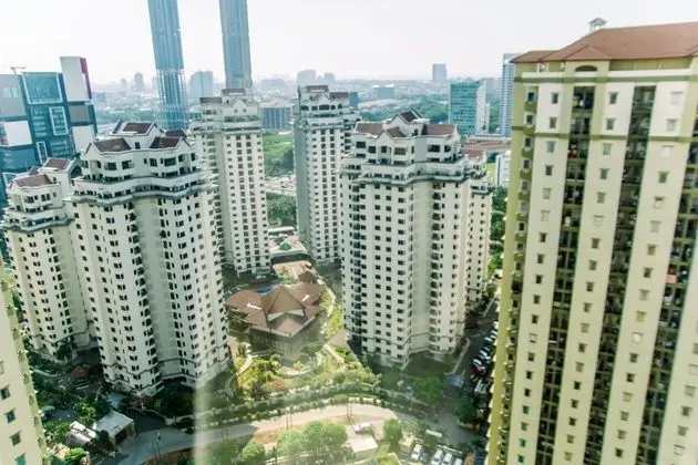 Spacious And Nice 2Br Apartment At Mediterania Palace Residence
