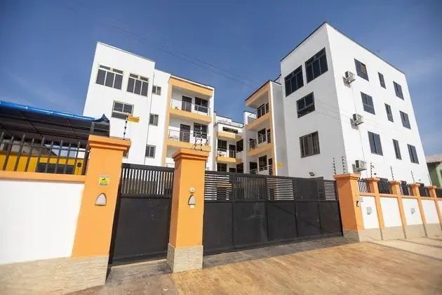 Spacious & Outstanding 3-bed Furnished Apartment