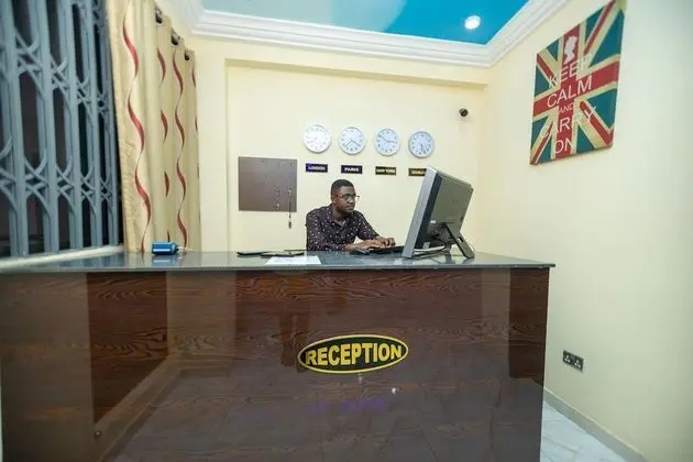 Spacious & Outstanding 3-bed Furnished Apartment - Lobi