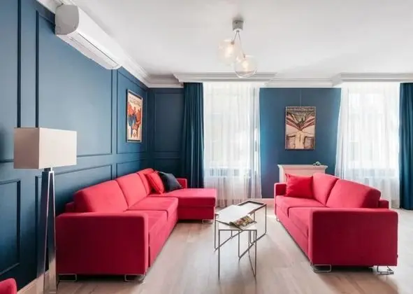 Spacious Place by Market Square Inspired by Parisian Homes Airport-pickup