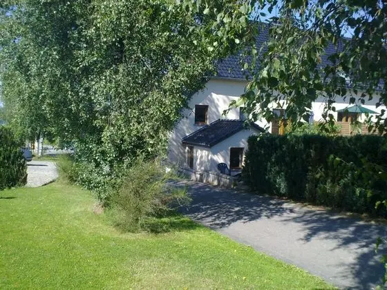 Spacious Residence near Tourist Cities - Dış Mekan