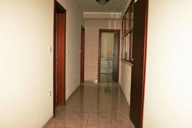 Spacious Sea View Apartment - İç Mekan