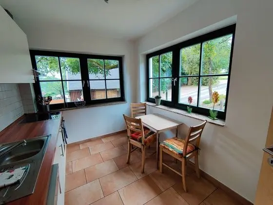 Spacious Semi-detached House With Wood Stove Located Directly on the Rennsteig - Mutfak