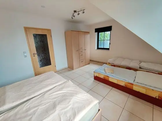 Spacious Semi-detached House With Wood Stove Located Directly on the Rennsteig - Oda