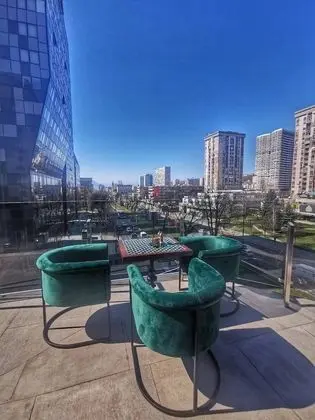 Spacious Serviced Apartment - Free Parking - Breakfast - Oda Düzeni
