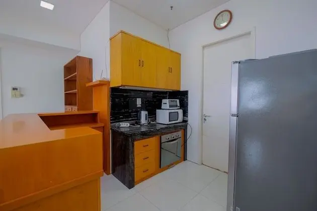 Spacious and Strategic 3BR One Park Gandaria Apartment - Mutfak