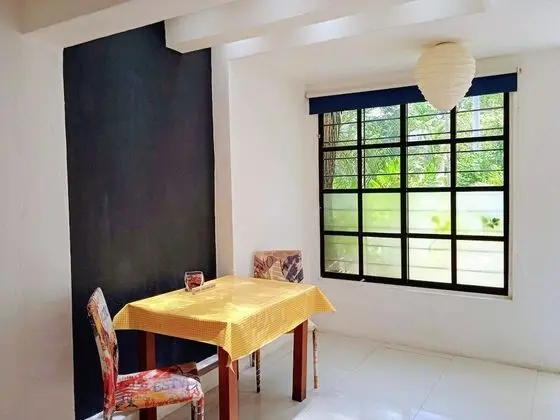 Spacious Studio for 2 or 3 People, With Private Bathroom, Air Conditioning, Wi-fi - Yerinde Yemek