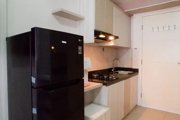 Spacious Studio Apartment Accses To Pakuwon Mall At Tanglin Supermall Mansion - Mutfak
